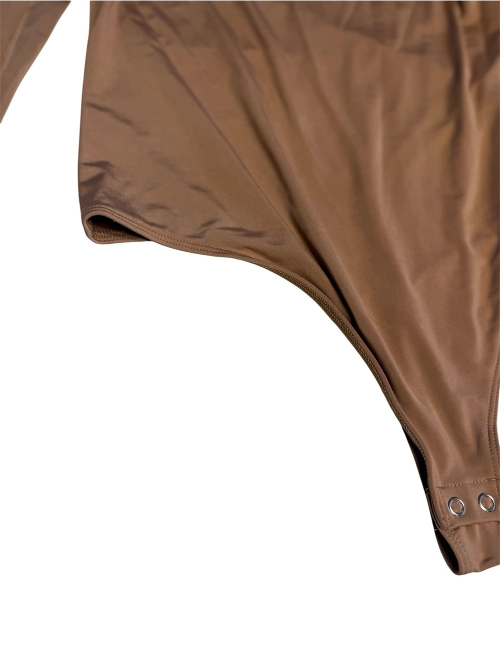 NWT Express Long Sleeve Bodysuit in Taupe - Picture 4 of 6